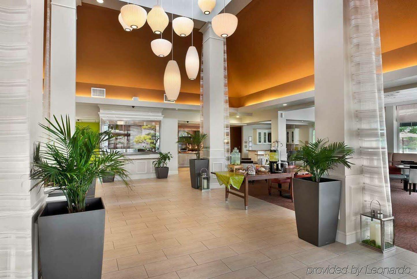Hilton Garden Inn Birmingham/Lakeshore Drive Exterior photo